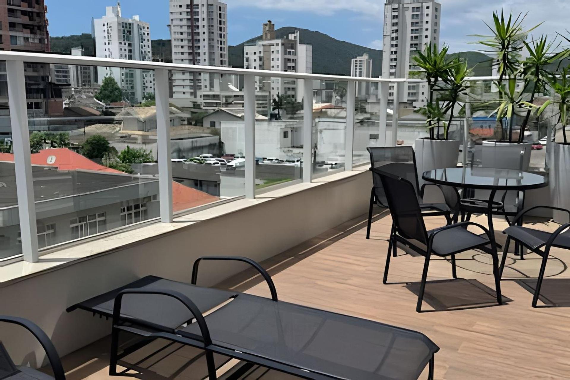 Ape Luxo Moderno E Aconchegante Completo Itajai